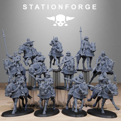 RoyalGuard Cavalry StationForge 32mm 16K Resin 11 Miniatures