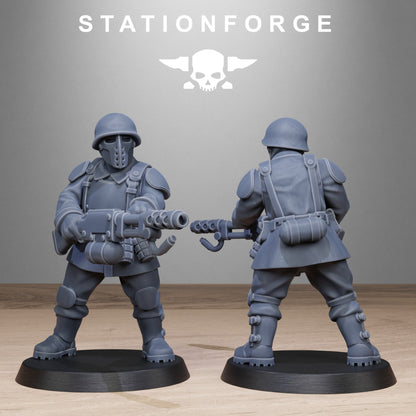 FreeGuard Infantry StationForge 32mm 16K Resin 10 Miniatures