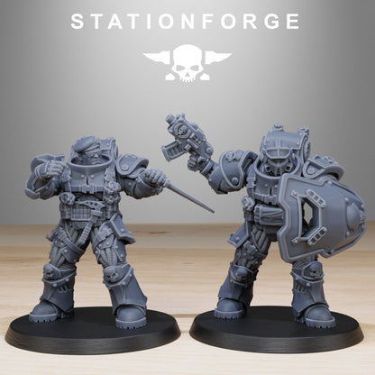 Socratis Light Reinforcement StationForge 32mm 16K Resin 10 Miniatures
