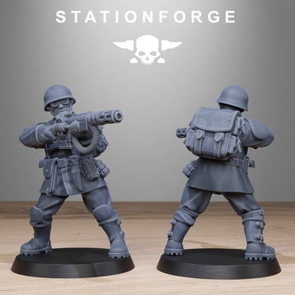 FreeGuard Infantry StationForge 32mm 16K Resin 10 Miniatures