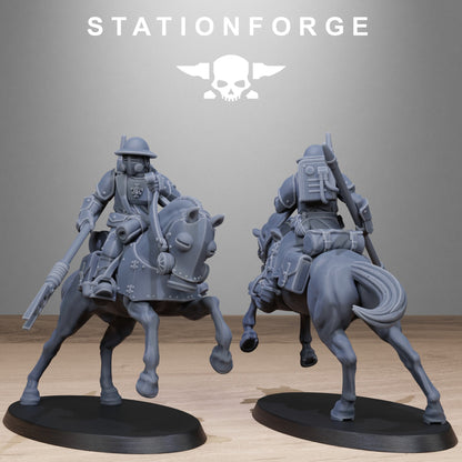 RoyalGuard Cavalry StationForge 32mm 16K Resin 11 Miniatures