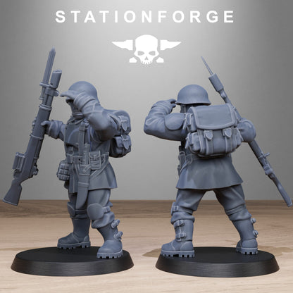 FreeGuard Infantry StationForge 32mm 16K Resin 10 Miniatures